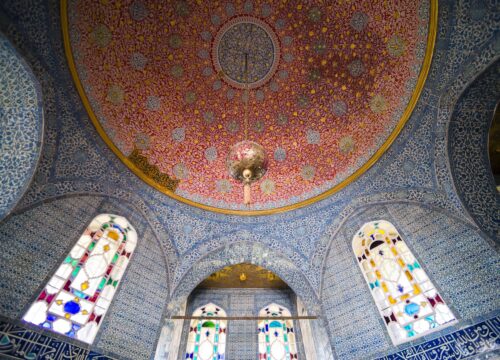 Strolling Through Topkapi Palace: A Palace from the Ottoman Era